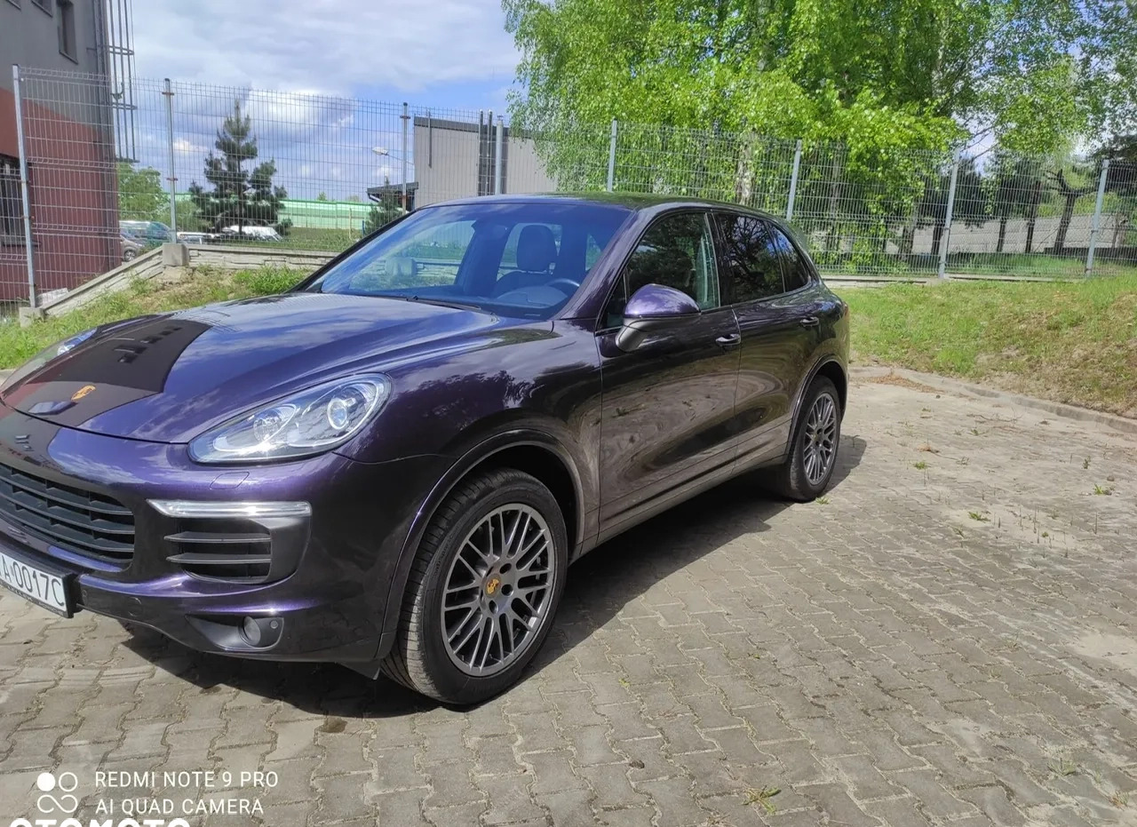 Porsche Cayenne cena 165000 przebieg: 88000, rok produkcji 2017 z Poznań małe 277